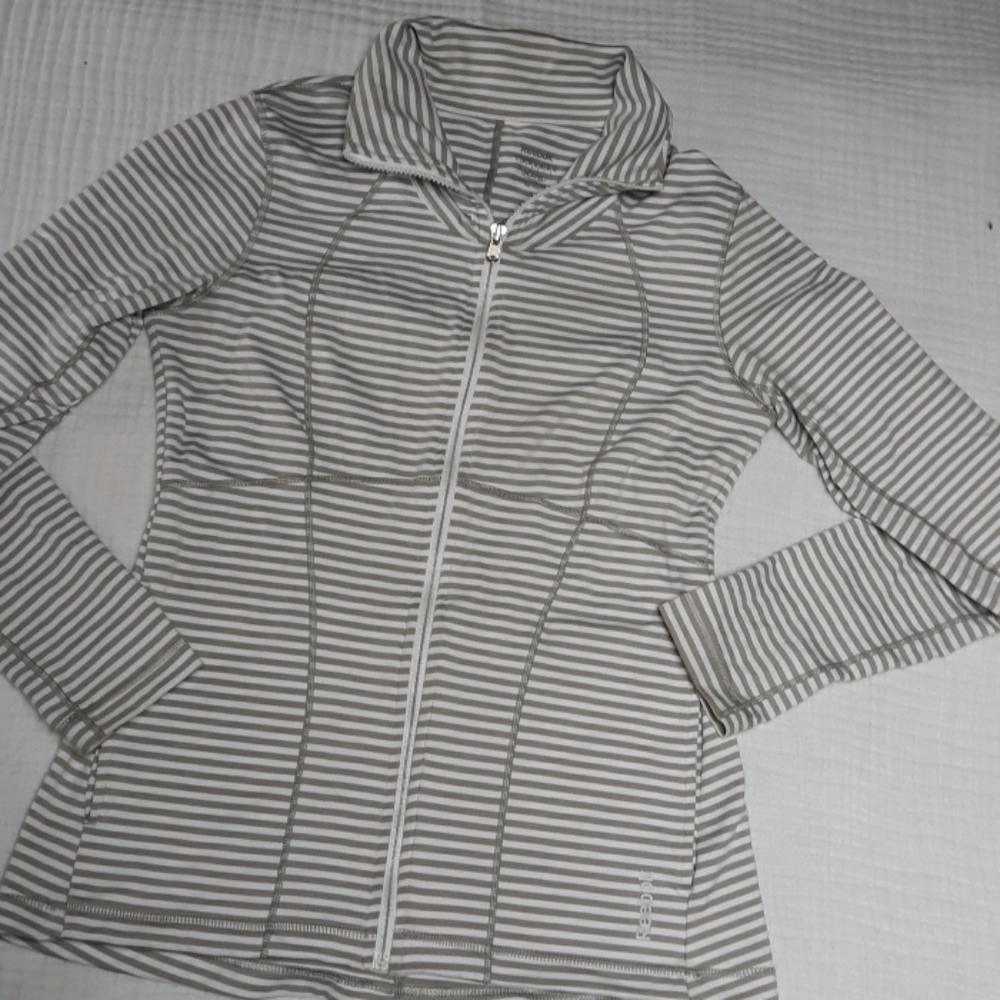 Reebok Playdry Runners jacket